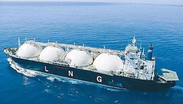 Pakistan Makes Third Attempt to Secure Sept LNG Cargo Amid Soaring Prices