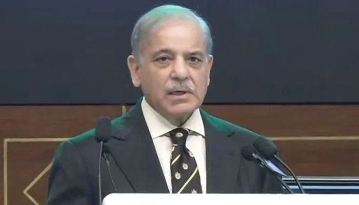 PM Vows To Make Pakistan Part Of Regional Global Supply Chains