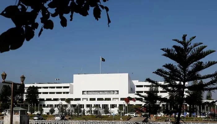 PM's Panel Proposes Elected Govt For Islamabad