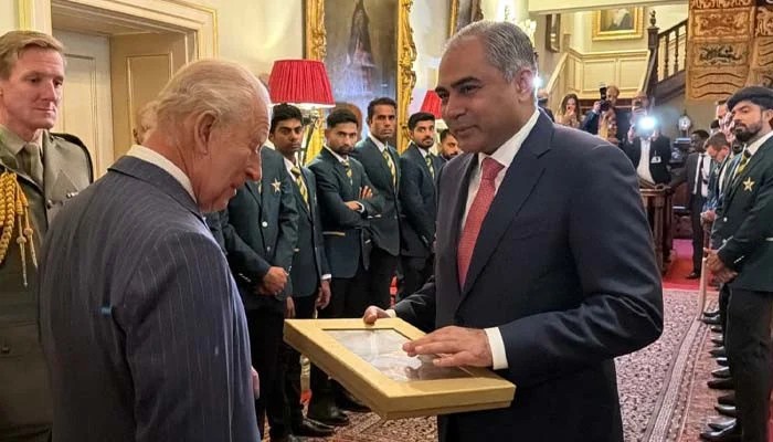 King Charles Commends Mediator Pakistan's Efforts to Ease US-Iran Tensions
