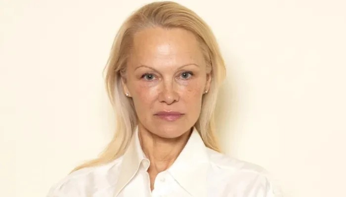 Pamela Anderson opens up on Hepatitis C 'death sentence'
