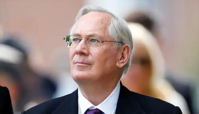 Duke of Gloucester brings Lord Byron back to London
