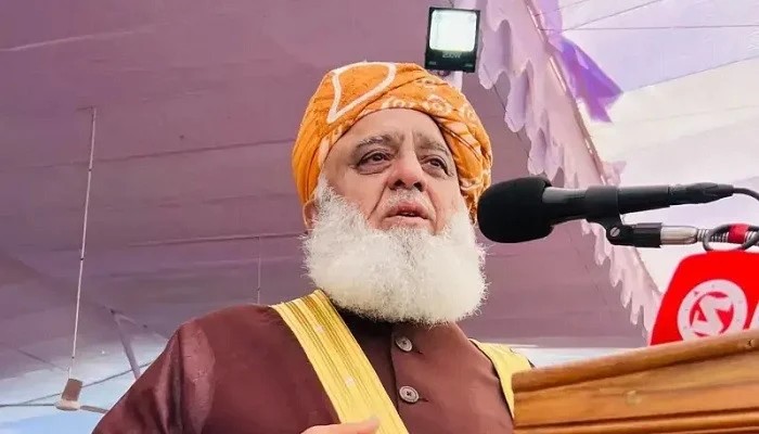 Fazl warns against 'imposing' new provinces, demands debate on restructuring